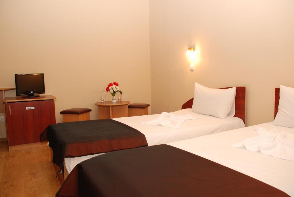 Hotel Liliacul Cluj-Napoca Zimmer foto